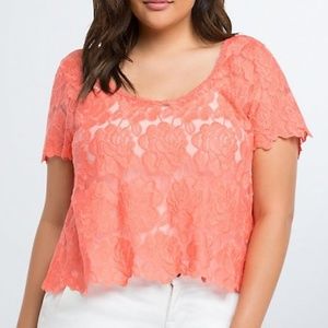Torrid Coral Plus Size 00 scalloped edge Crop top